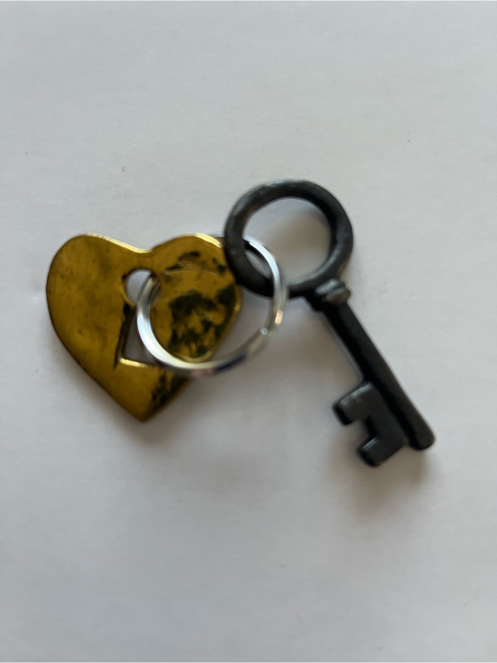 Michael Aram Gold Heart and Black Key Charm Keyring with dust bag. New